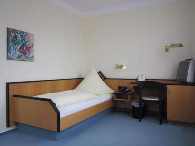 Gasthof Linde - Hotel Blum Unterroth Exteriör bild