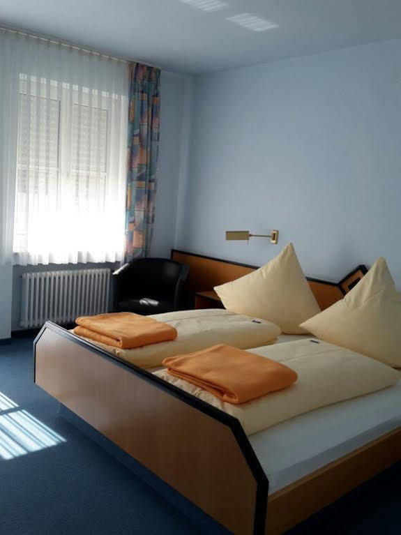 Gasthof Linde - Hotel Blum Unterroth Exteriör bild